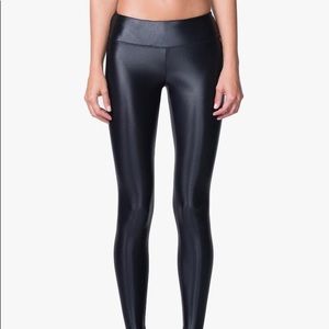 Black Koral Leggings size medium
